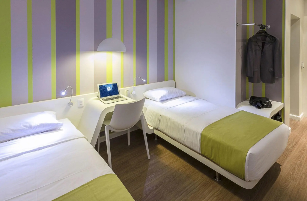 DMax Hotel — 5