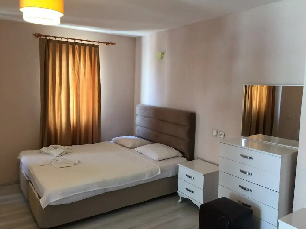 Standard Triple room with balcony