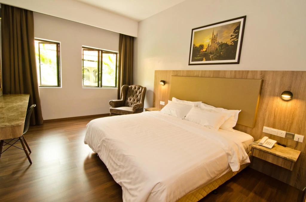 Superior Double room (full double bed)