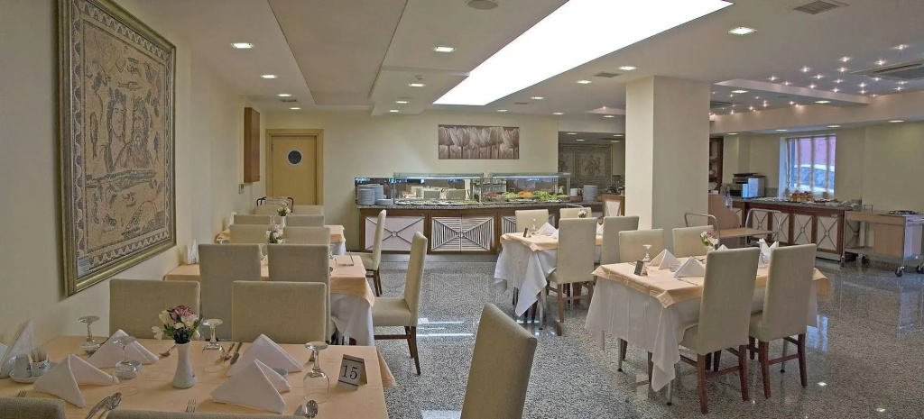 Hotel photo 18