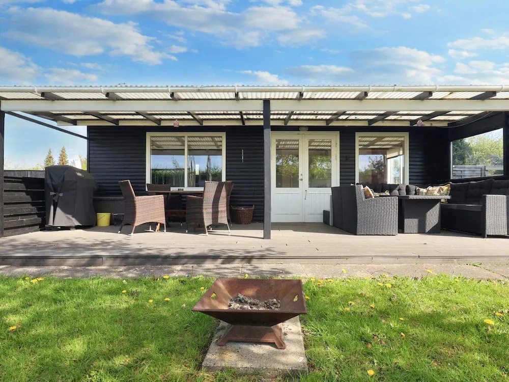 6 Person Holiday Home in Hadsund