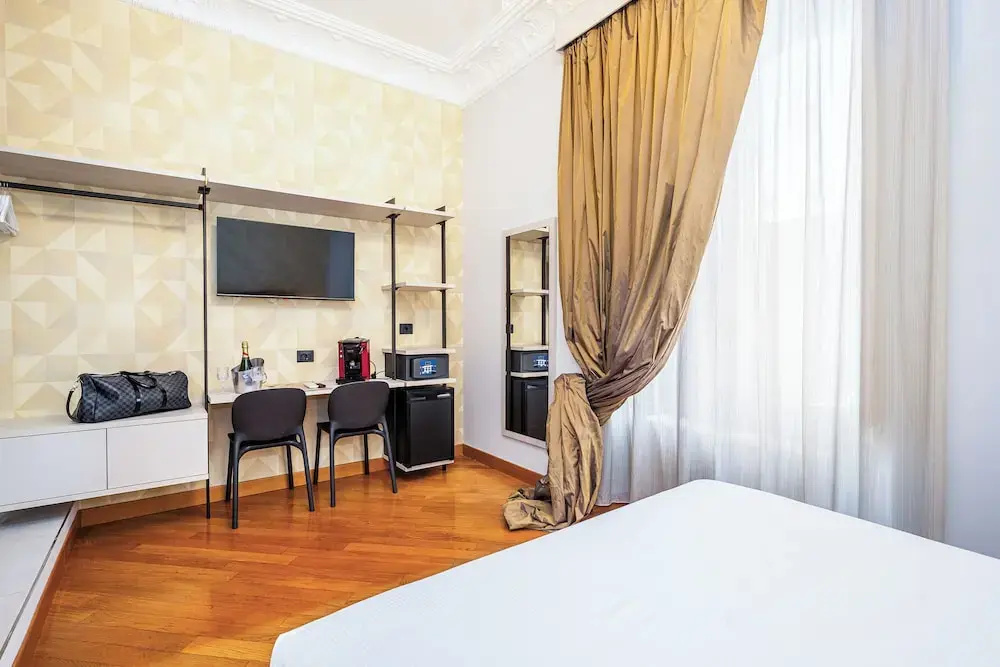 Hotel photo 11
