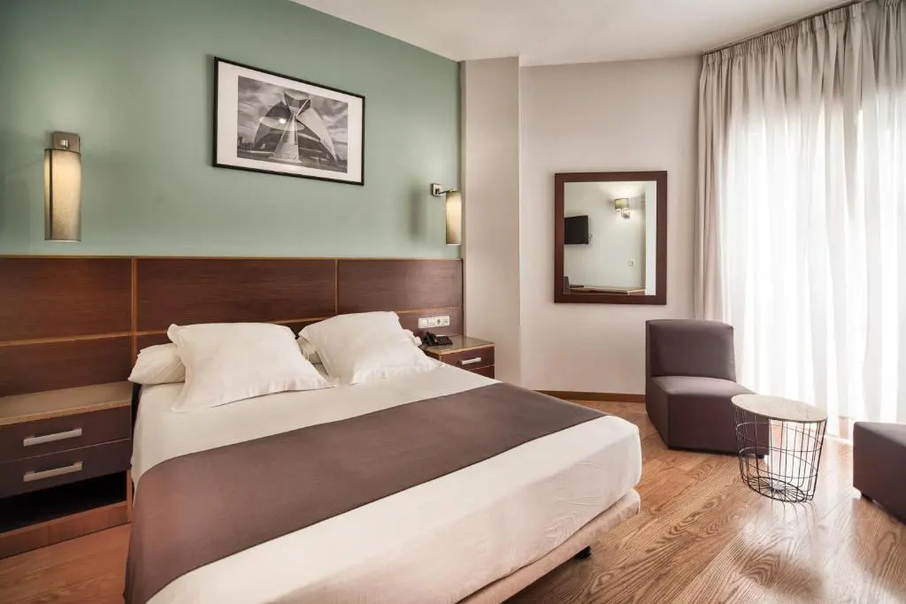 Hotel Plaza Alaquas - Chambres
