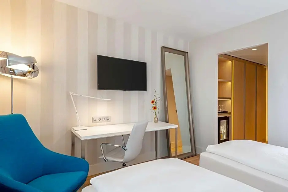 Economy room