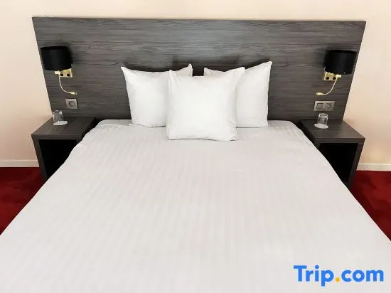 Superior Double room (full double bed)