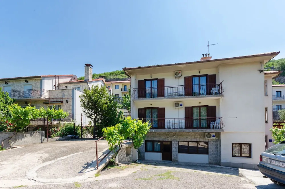 Apartments Grga