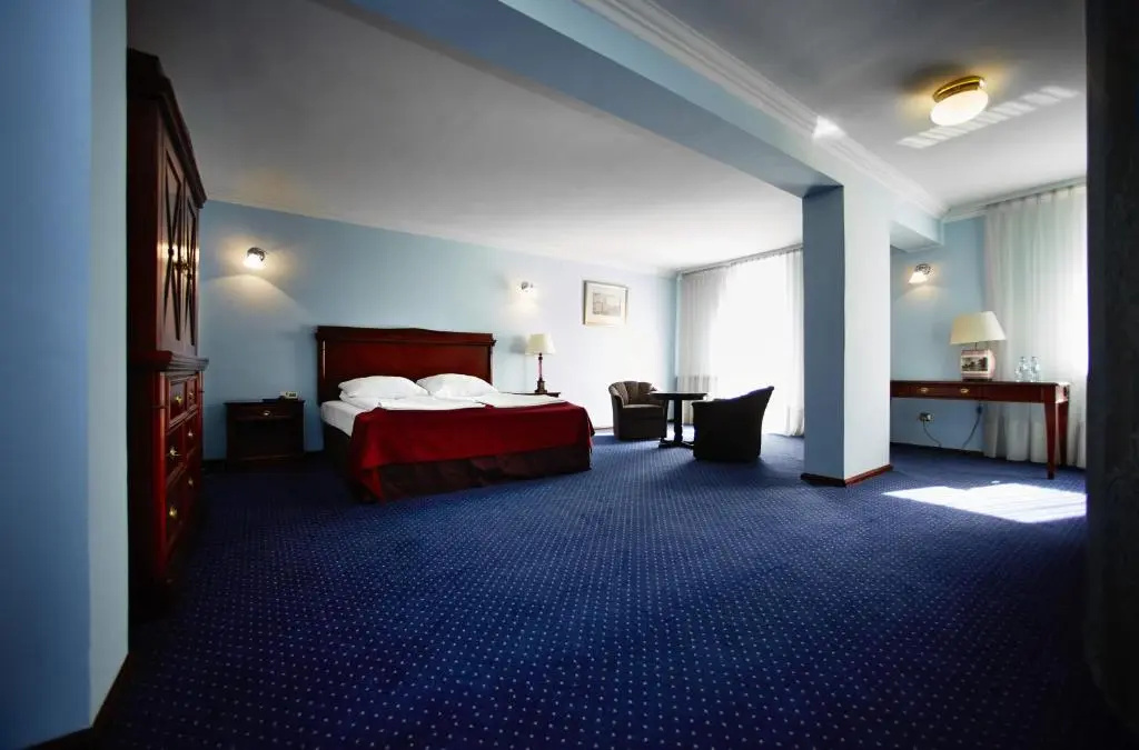 Standard Suite