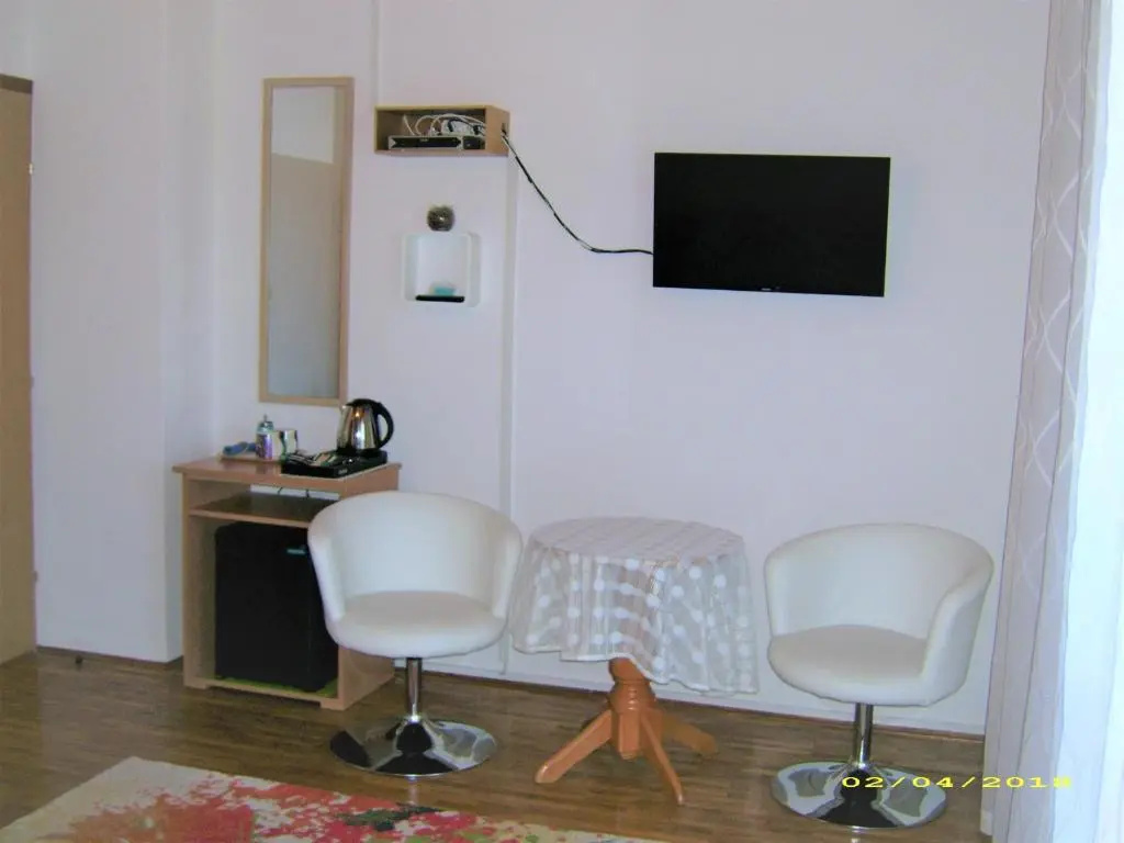 Comfort room