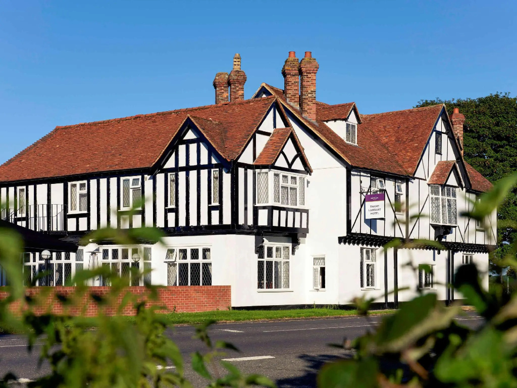 Mercure Thame Lambert Hotel - Tap to explore photos