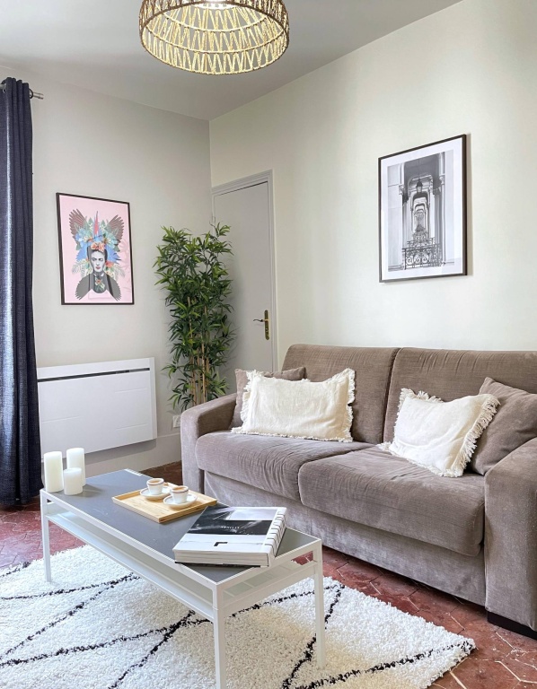B 5499  - Appartement familial - Général