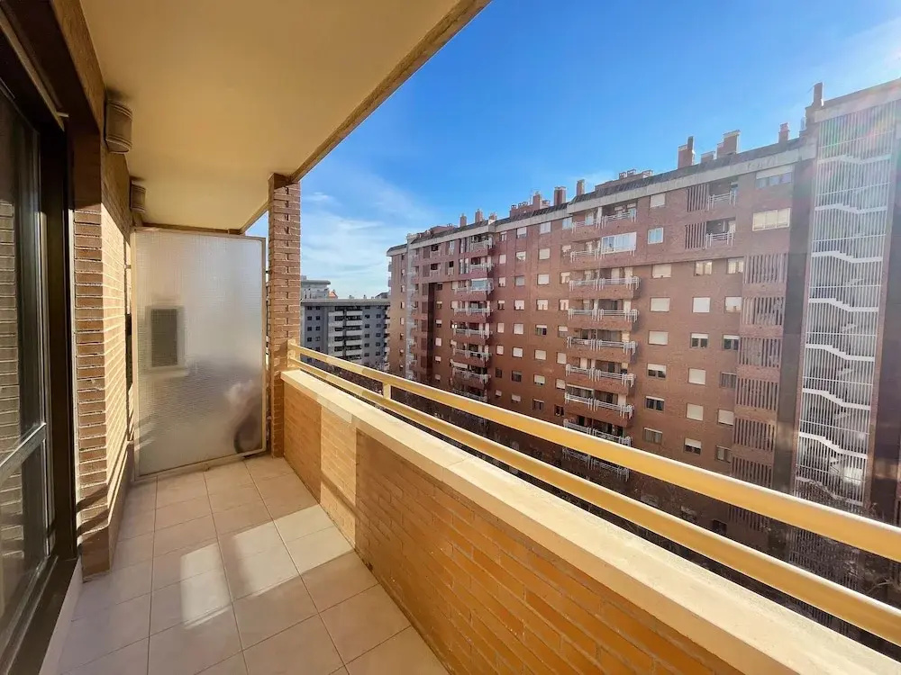 Apartamentos El Pilar 3000