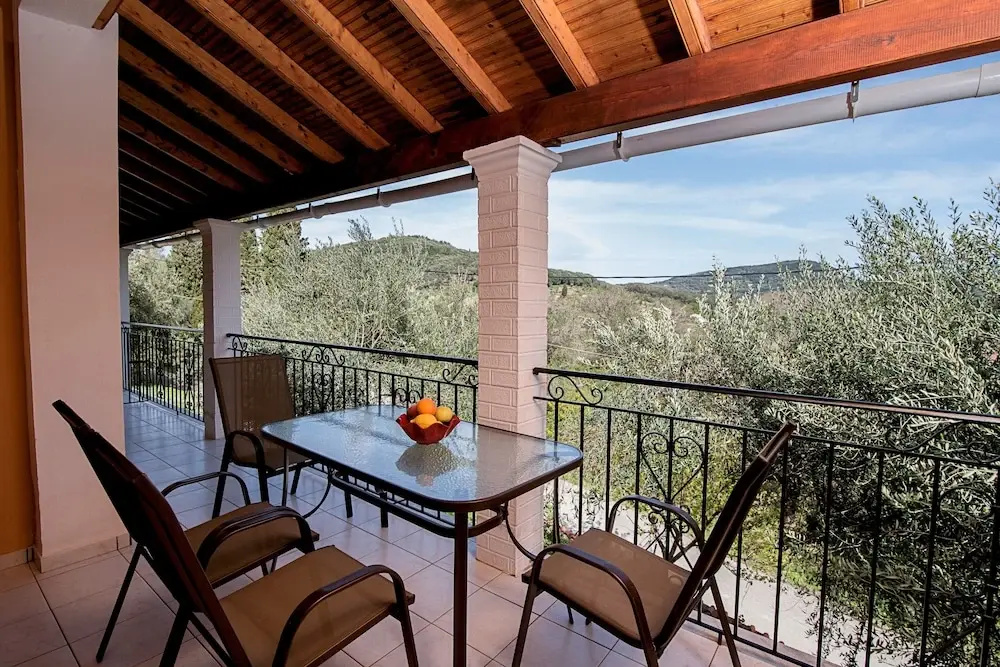 Villa Blue Pearl Apartments in Agios Georgios Beach Corfu