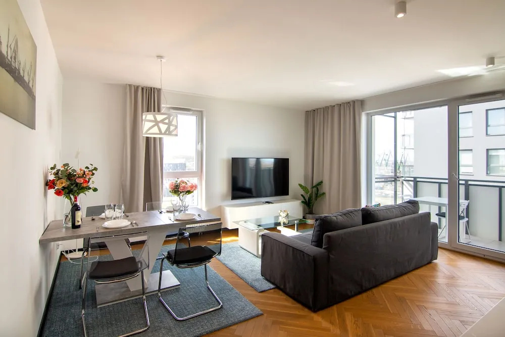 Deluxe Apartment with balcony