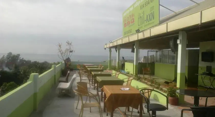Big John's Chil-axn Hostel & BBQ