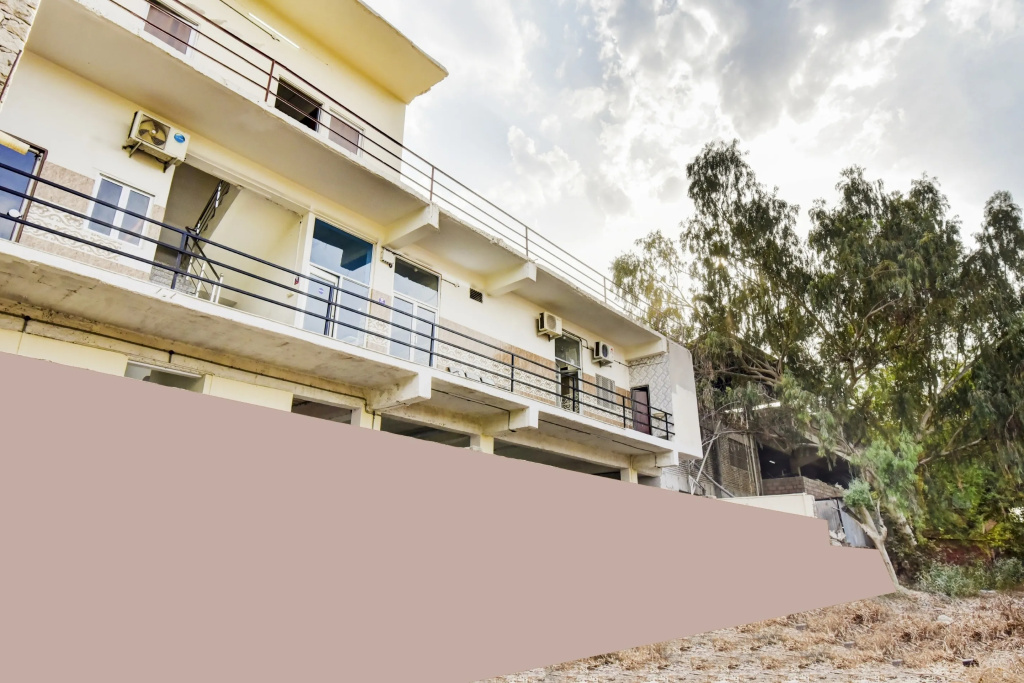 Hotel O Paradise Inn