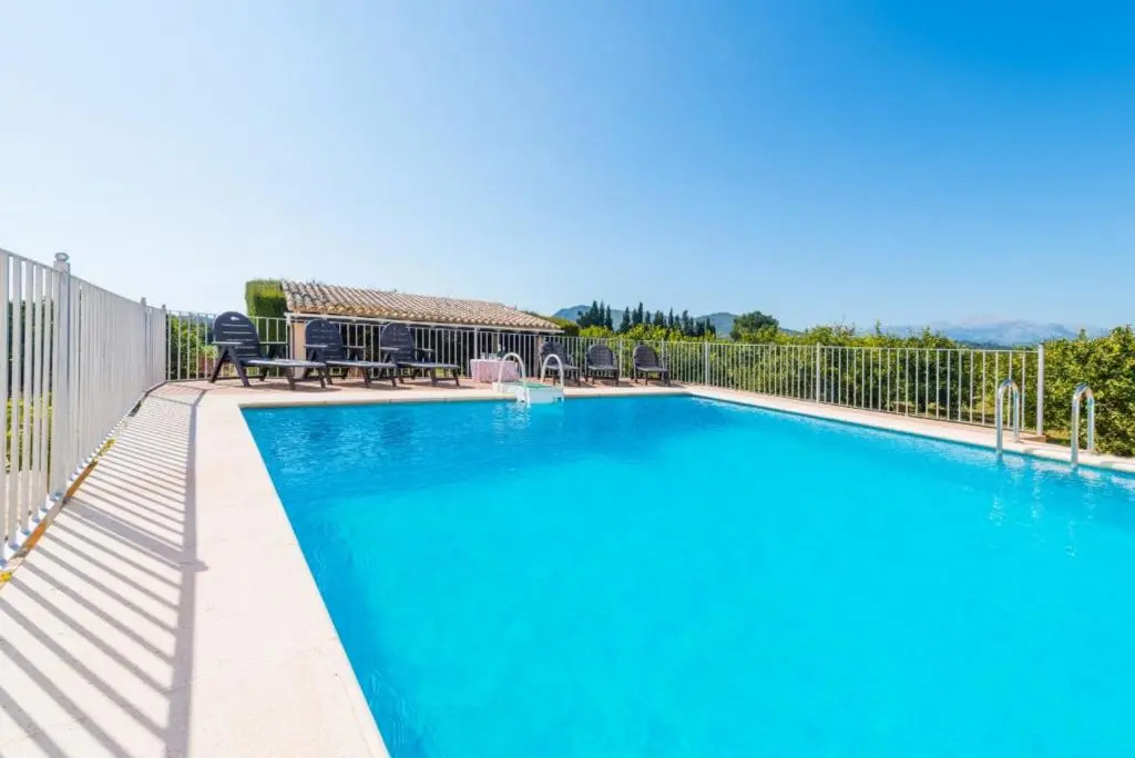 3 Bedrooms Villa