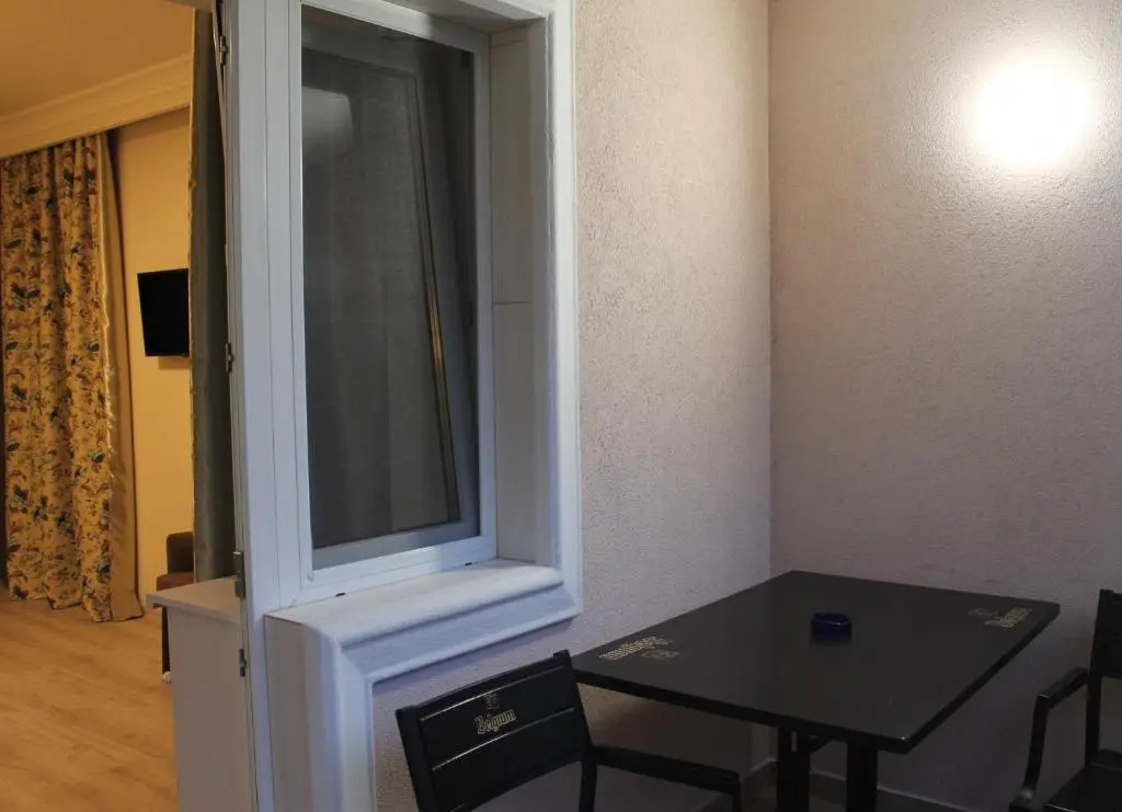 Non-Stop Hotel - Chambres