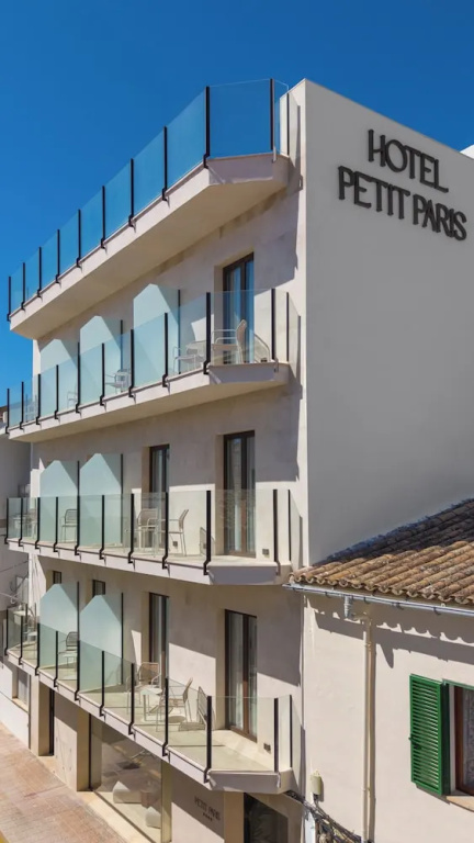 Hotel Petit Paris