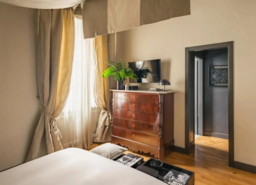 Standard Double room (full double bed)