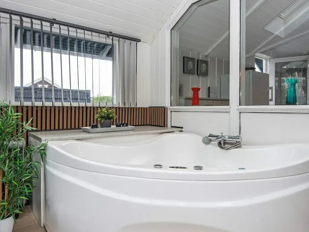 6 Person Holiday Home in Hovborg-by Traum