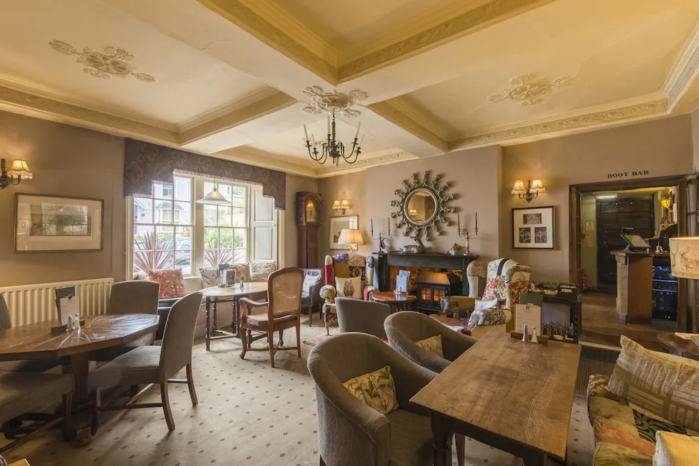 Luttrell Arms Hotel - Général