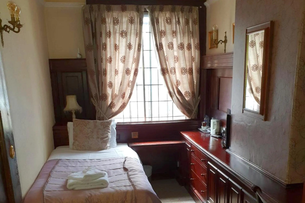 Georgian House Hotel - Chambres