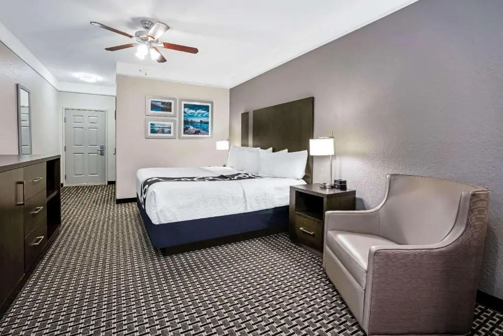 La Quinta Inn & Suites by Wyndham Conroe - Chambres