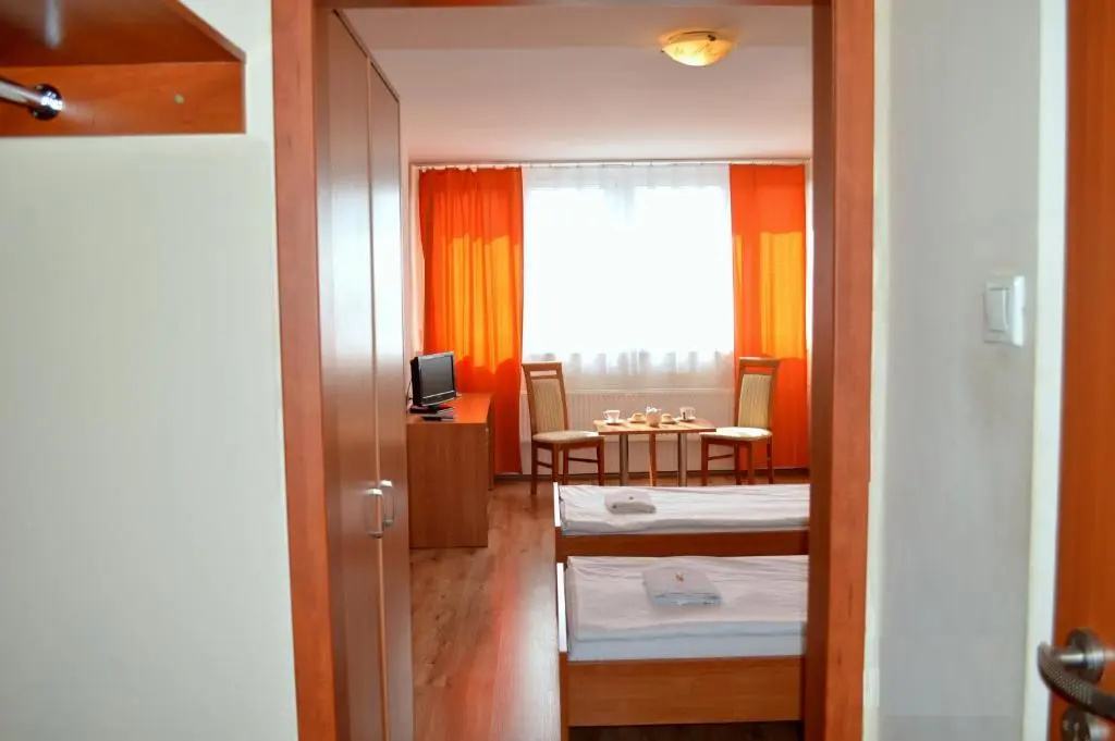 Standard Double room (twin beds)
