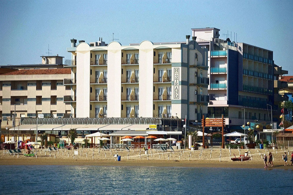 Beach & Waterfront