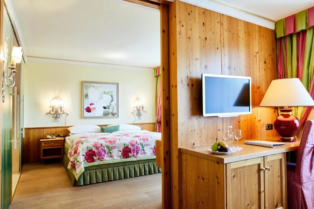 Hotel Salzburgerhof - Chambres