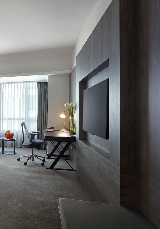 G Hotel Gurney