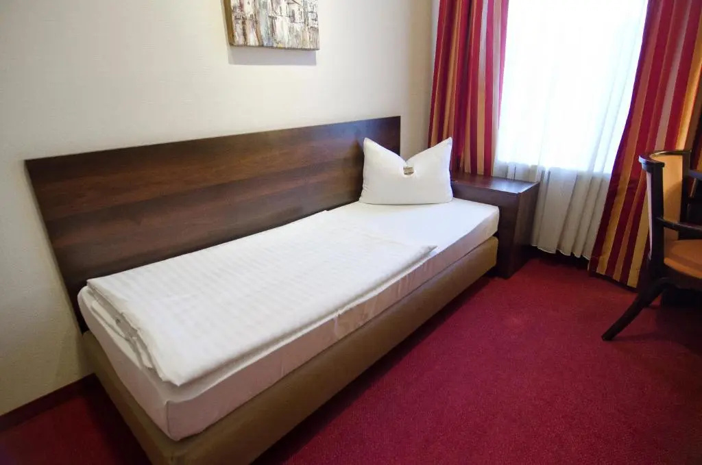 Hotel POLO am ZOB - Chambres