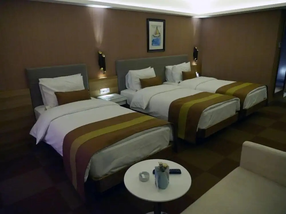 The Crater Hotel - Chambres