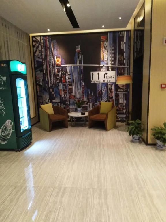 Lobby & Reception