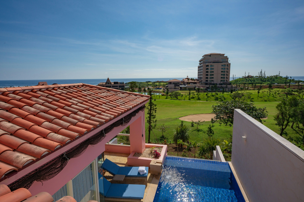 Hotel Shigira Mirage
