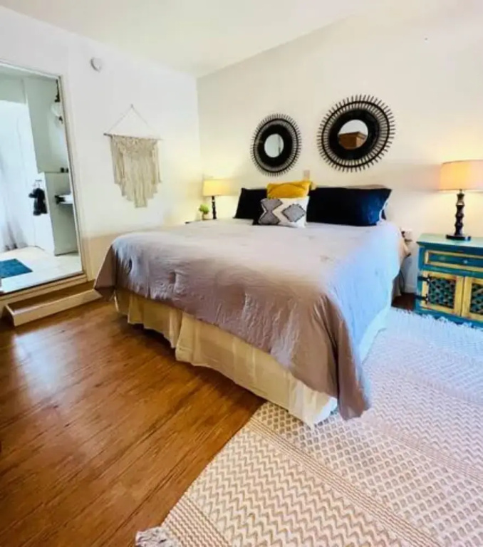 Standard Double room (full double bed)
