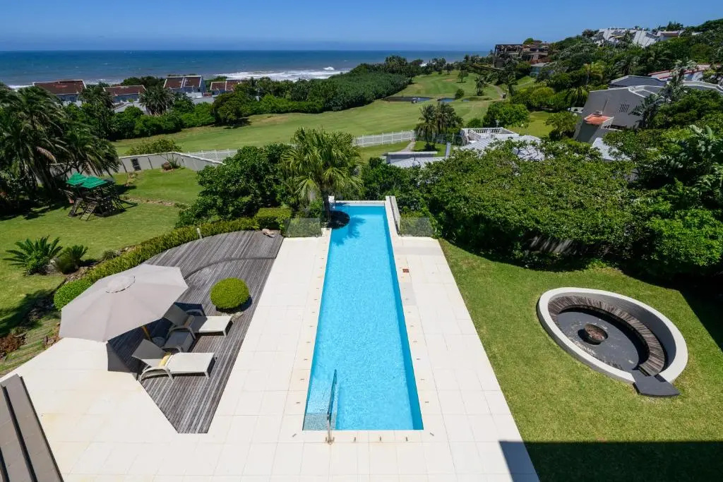 11 on Fairway Beach Villa