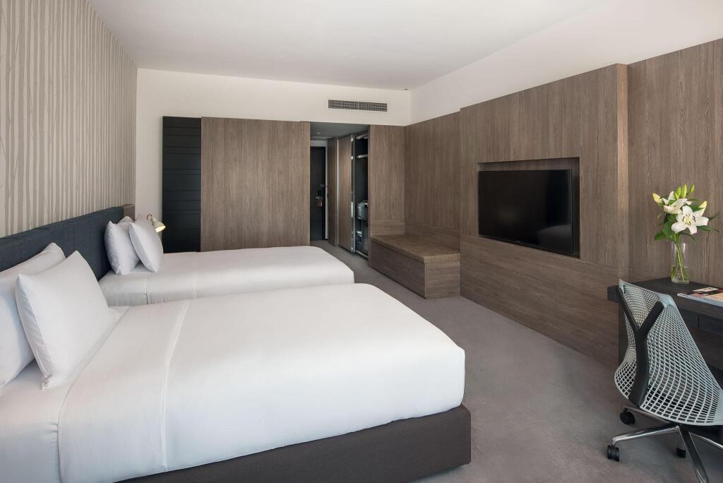 G Hotel Gurney