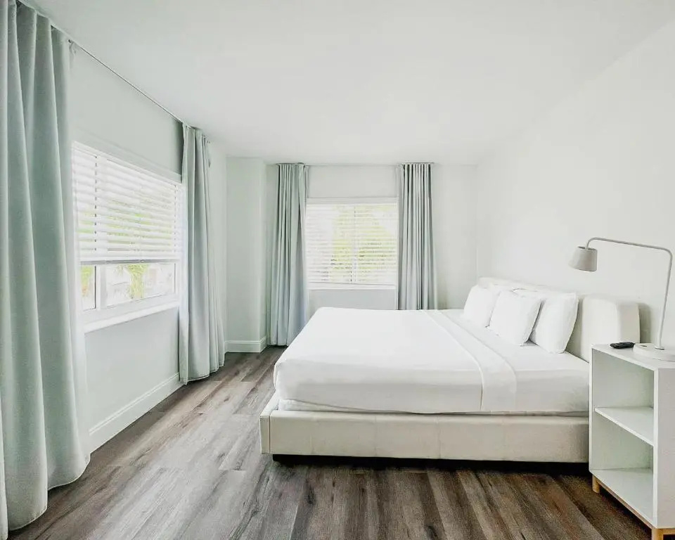 1 Bedroom Suite