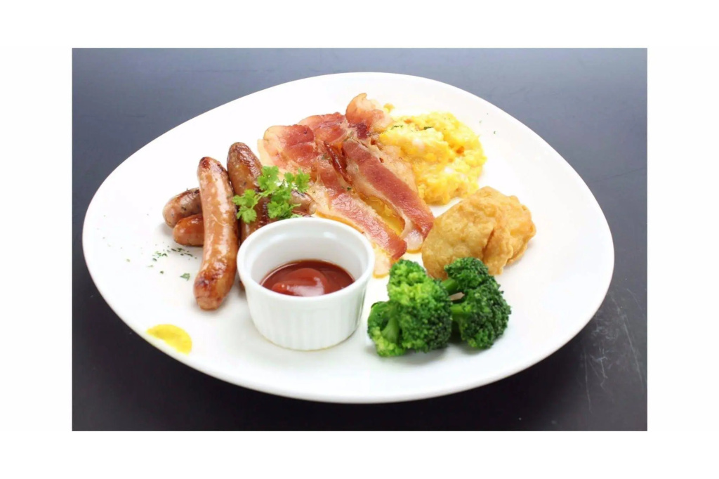 Food & Beverage
