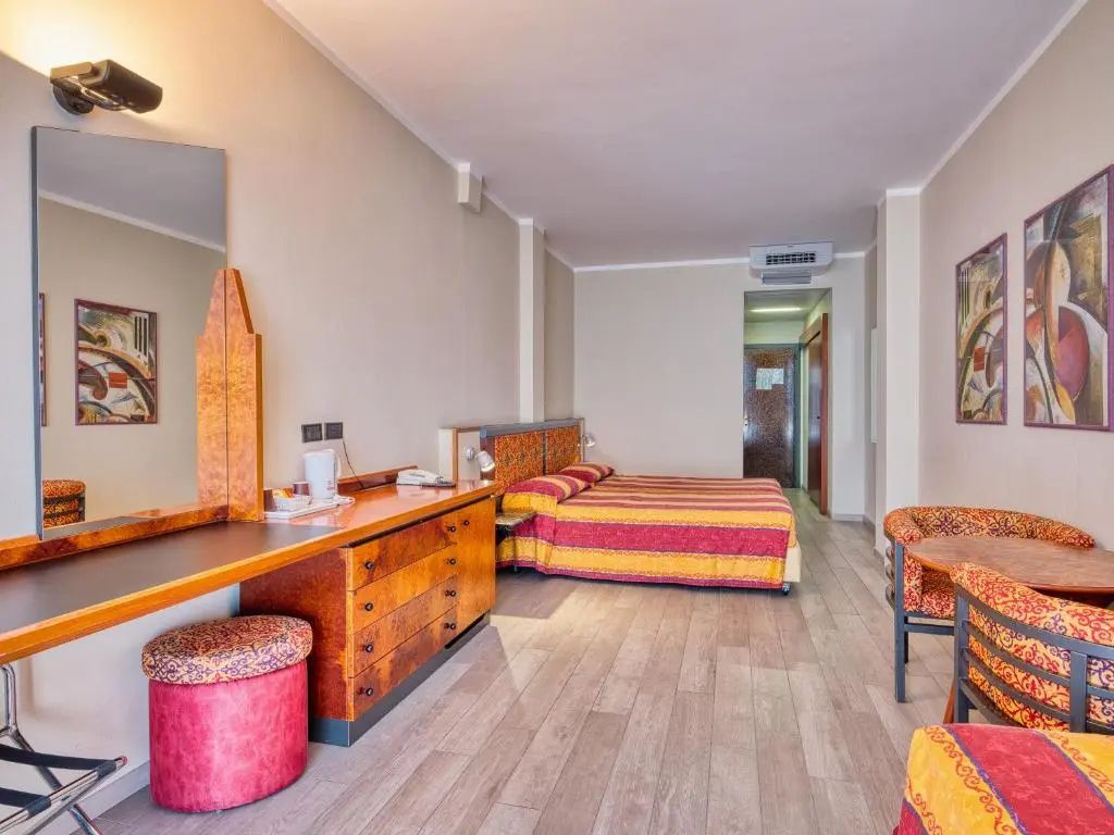 Hotel Cristina - Chambres