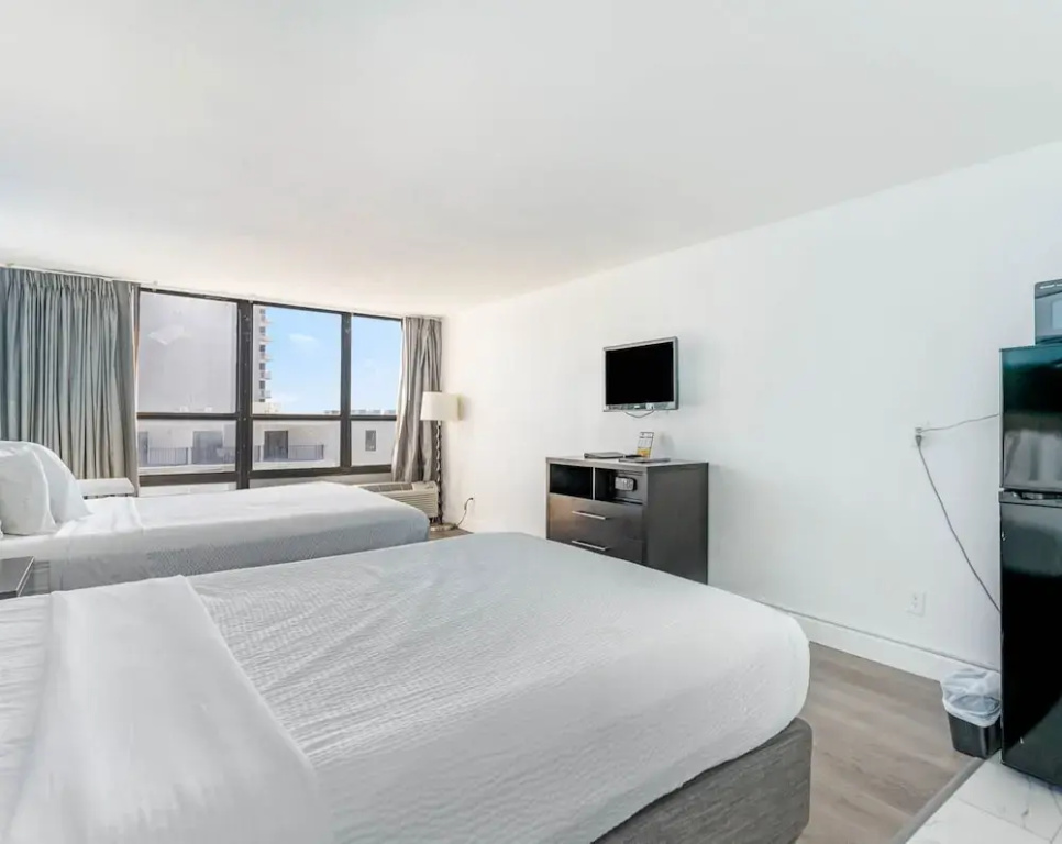 Double Suite with ocean view (full double bed)