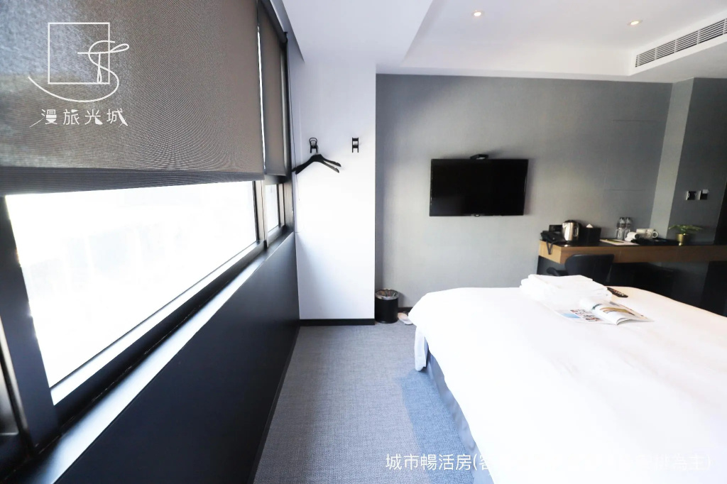 Superior Double room (full double bed)
