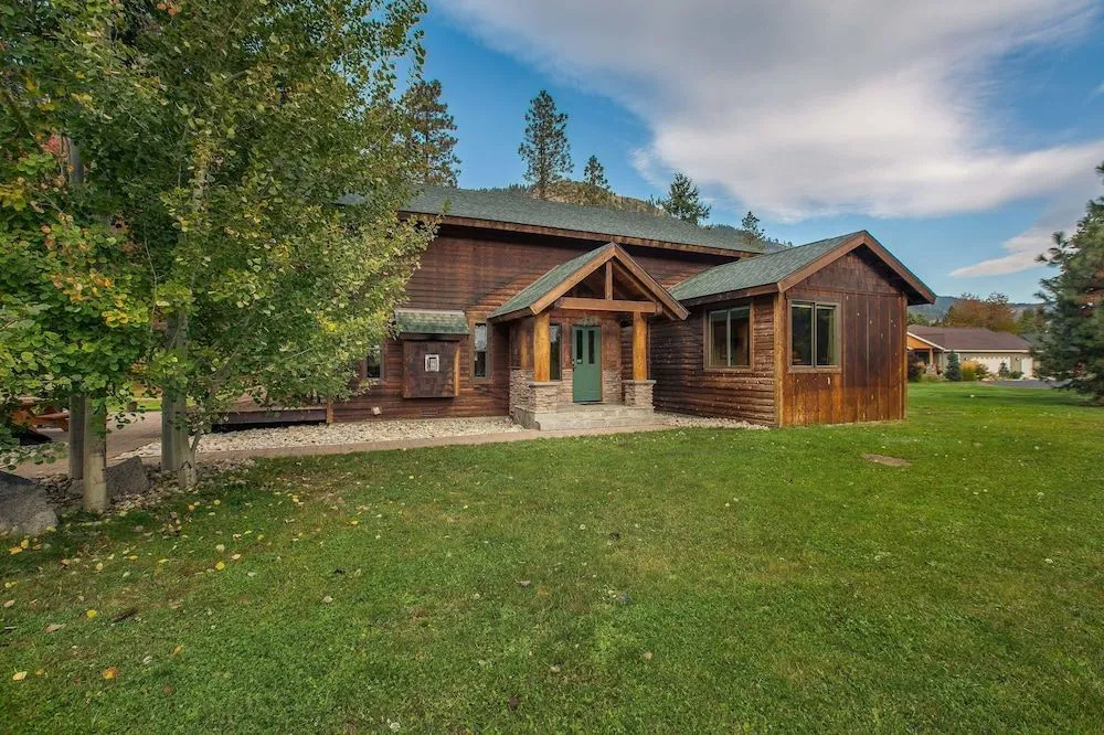 Icicle Creek Lodge