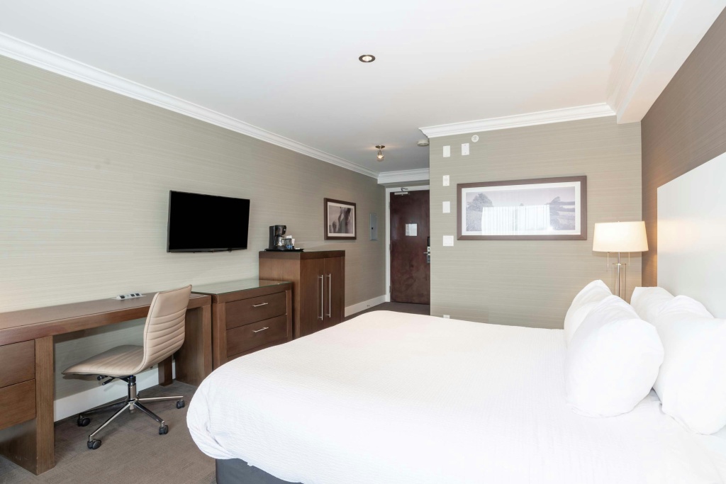 Sandman Hotel Abbotsford Airport