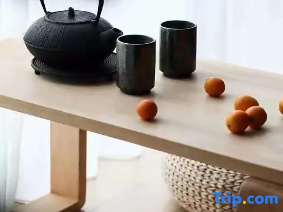 Food & Beverage