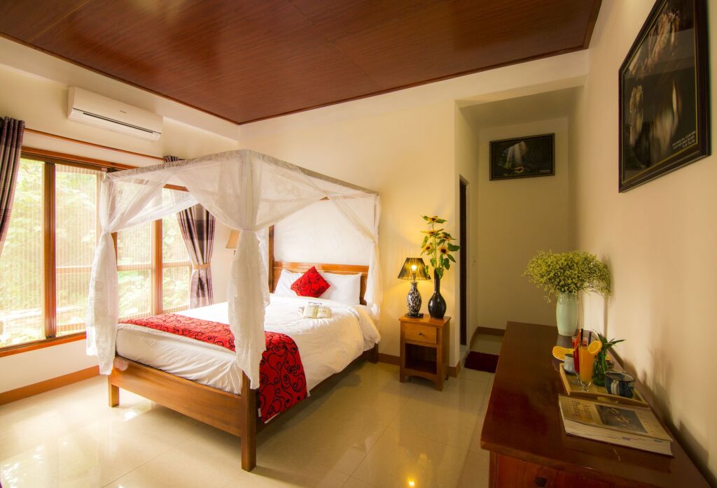 Phong Nha Lake House Resort by null