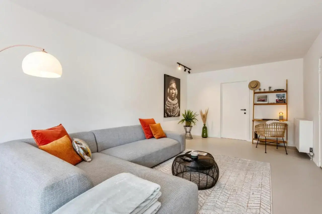 Beautifully renovated appt with big cosy terrace - фото 3