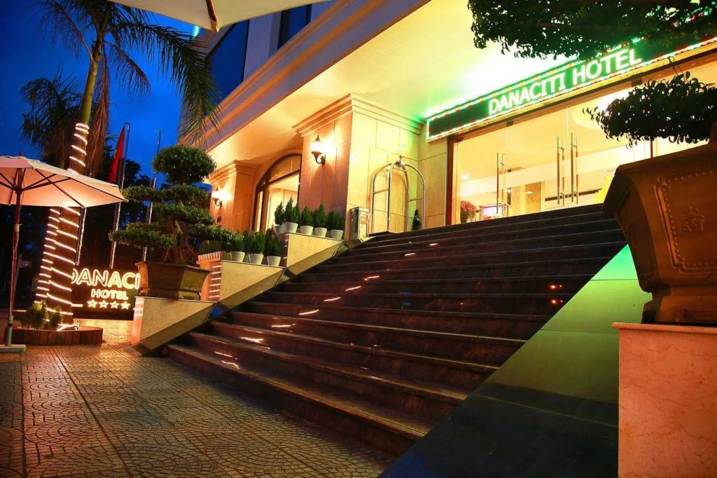 Danaciti Hotel