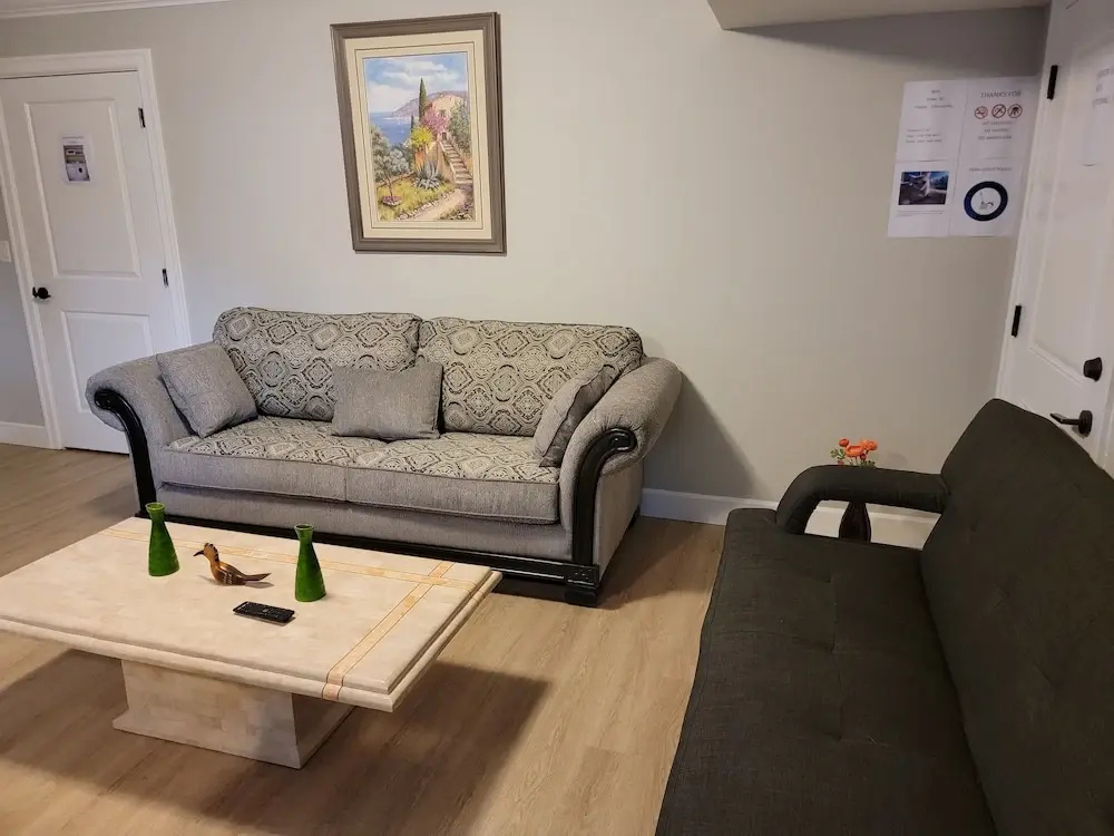 Oscar Inn & 2bd Suite up to 6 people private